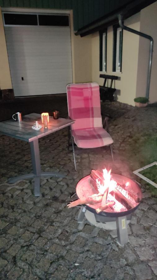 Zum Tischler Apartment Ilmenau Luaran gambar